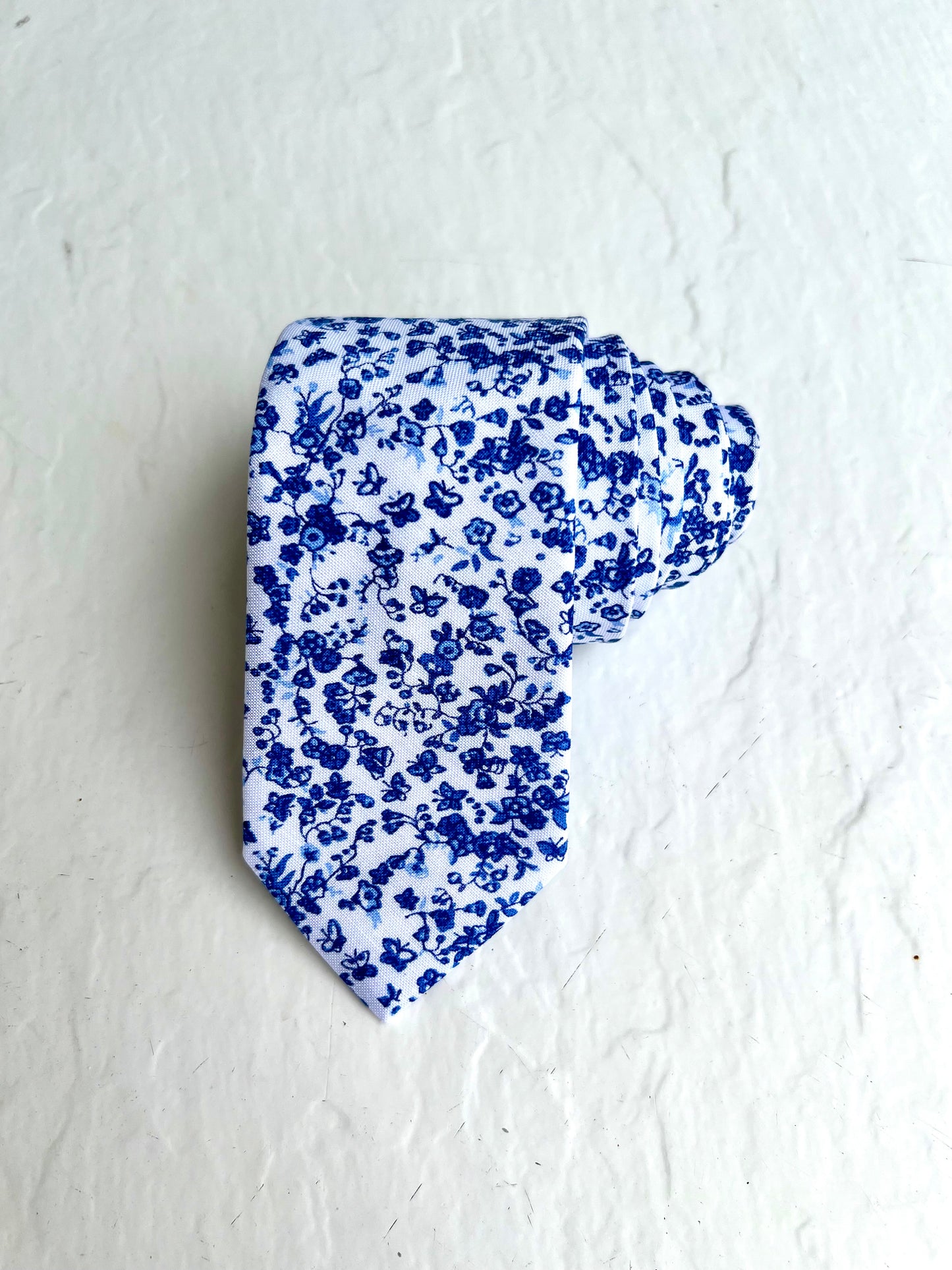 Blue Floral Neck Tie. Spring Floral Neck Tie.
