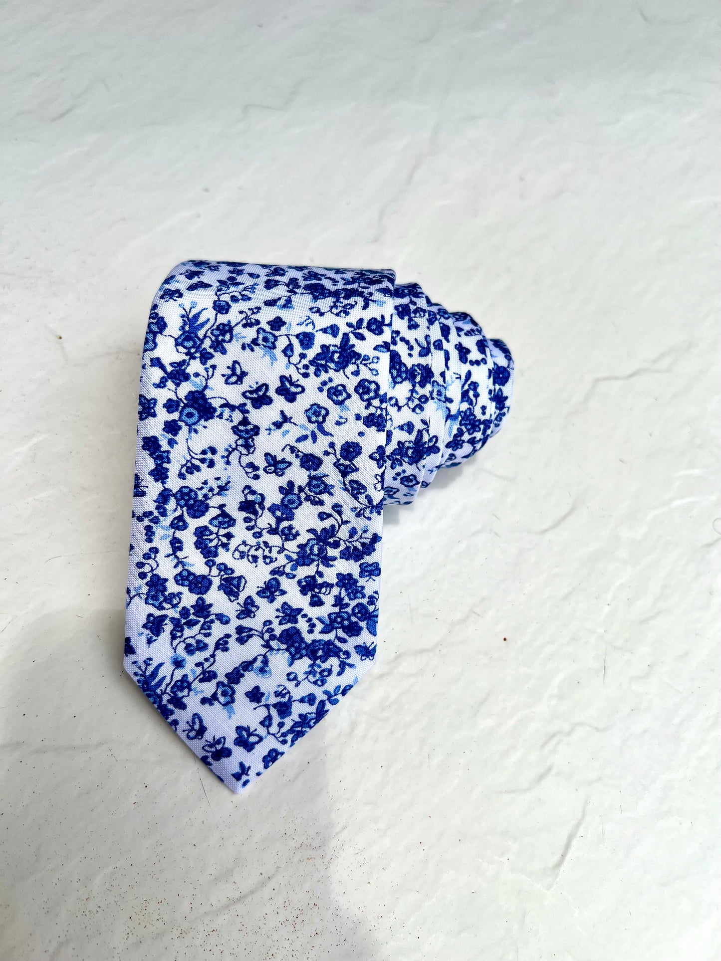 Blue Floral Neck Tie. Spring Floral Neck Tie.