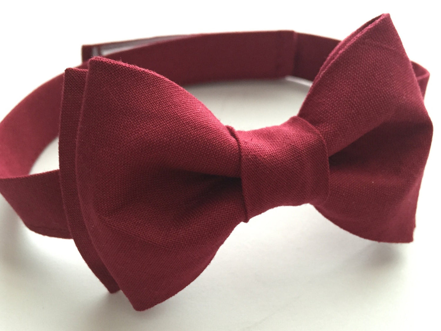 Burgundy Maroon Bowtie and Navy Blue Suspenders Set. Burgundy Bow Tie.