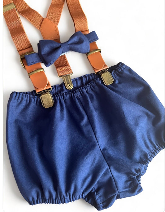 Baby Boy’s Navy Blue Bloomers and Brown Suspenders Birthday Outfit. Dark Blue Cake Smash Outfit. Baby Bloomers Suspenders Bow Tie Outfit