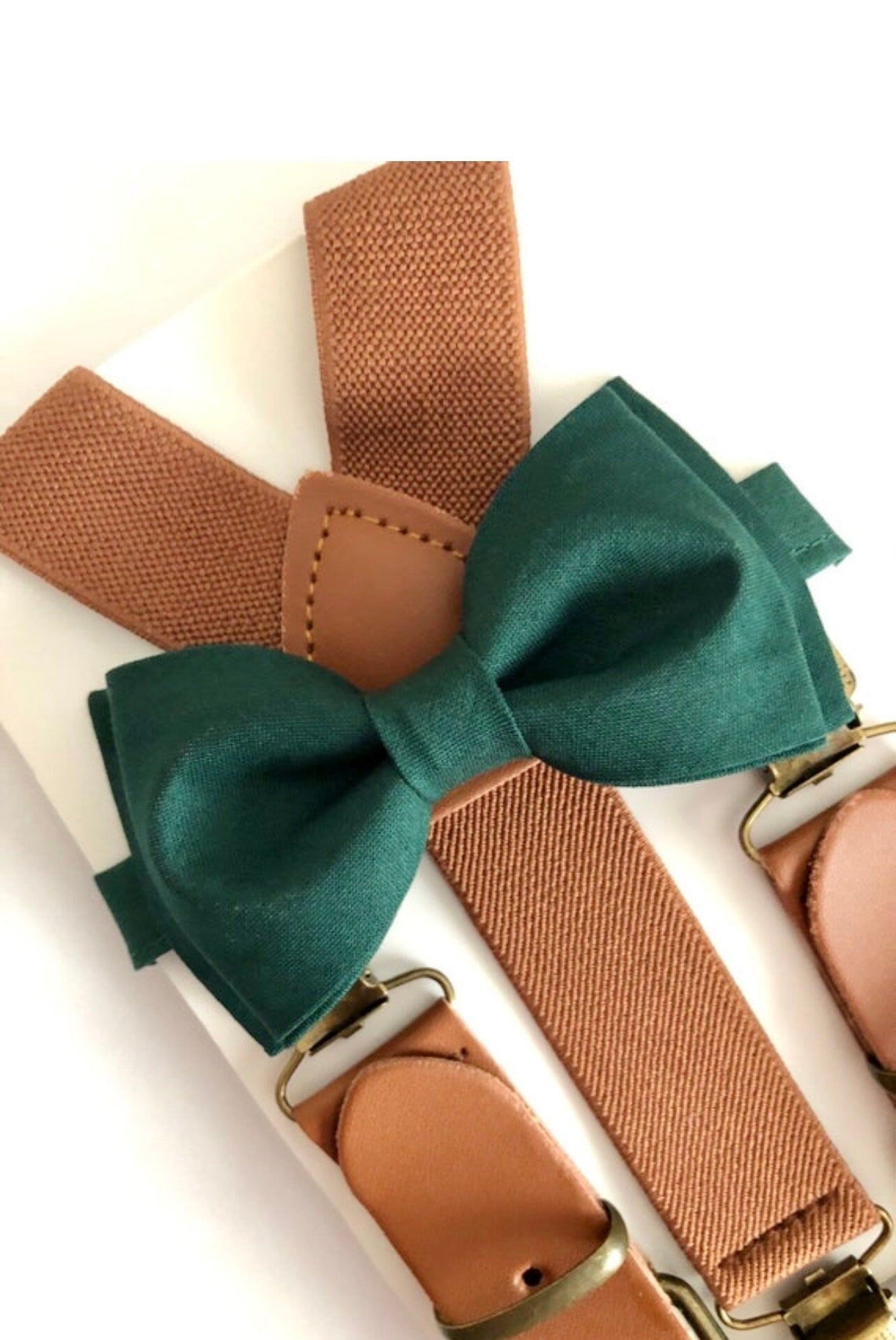 Dark Green Bow Tie Cognac Elastic Suspenders Set